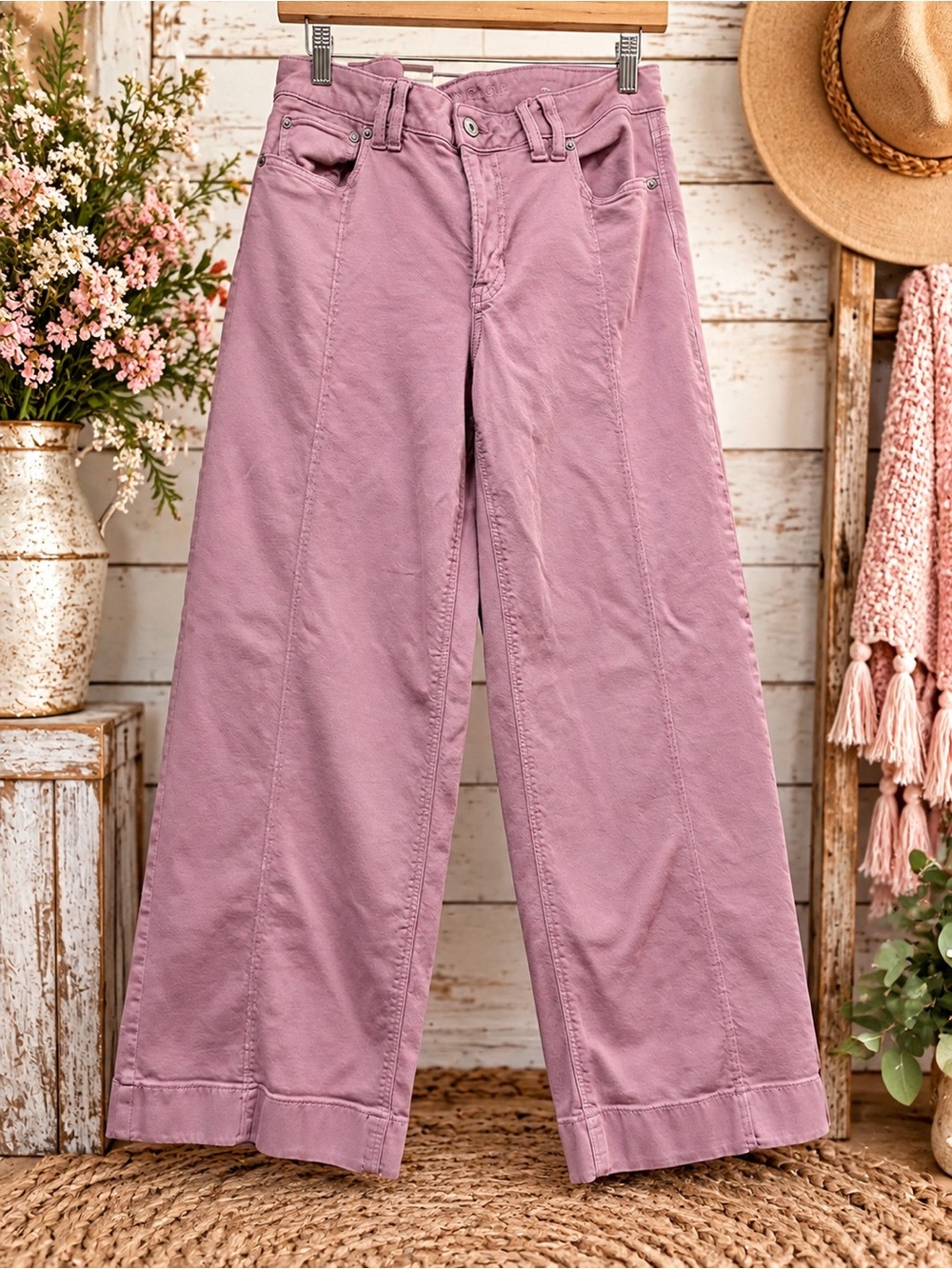 American Eagle Outfitters Wide-Leg Jeans in Dusty Rose Pink